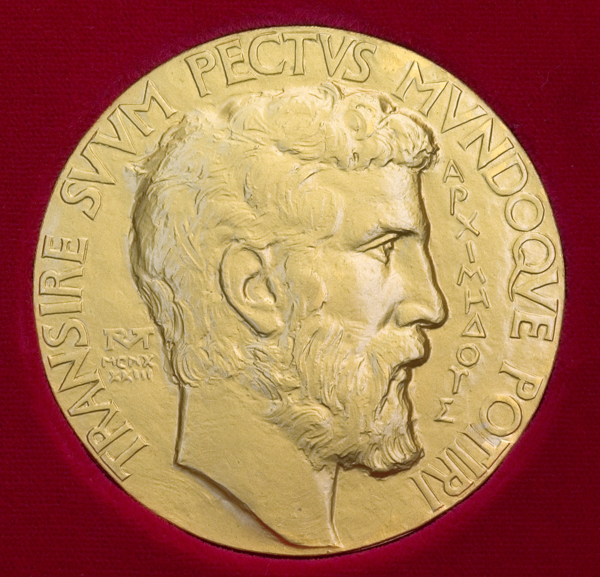 The front face of the Fields Medal.
